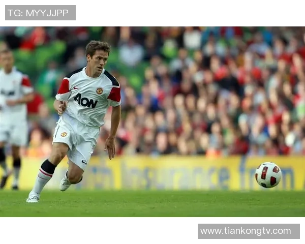 足球巨星欧文携手知名啤酒品牌共创精彩时刻引领饮品新潮流